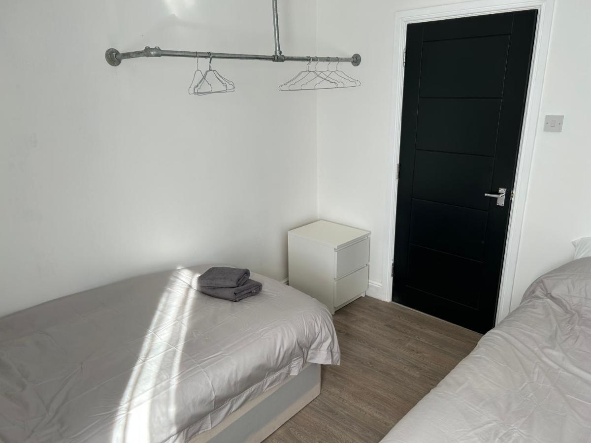 Windsor 1 Apartment *